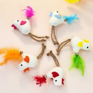 1pcs Funny Woven Chicken Feather Catnip Toy with Bell for Cats and Dogs